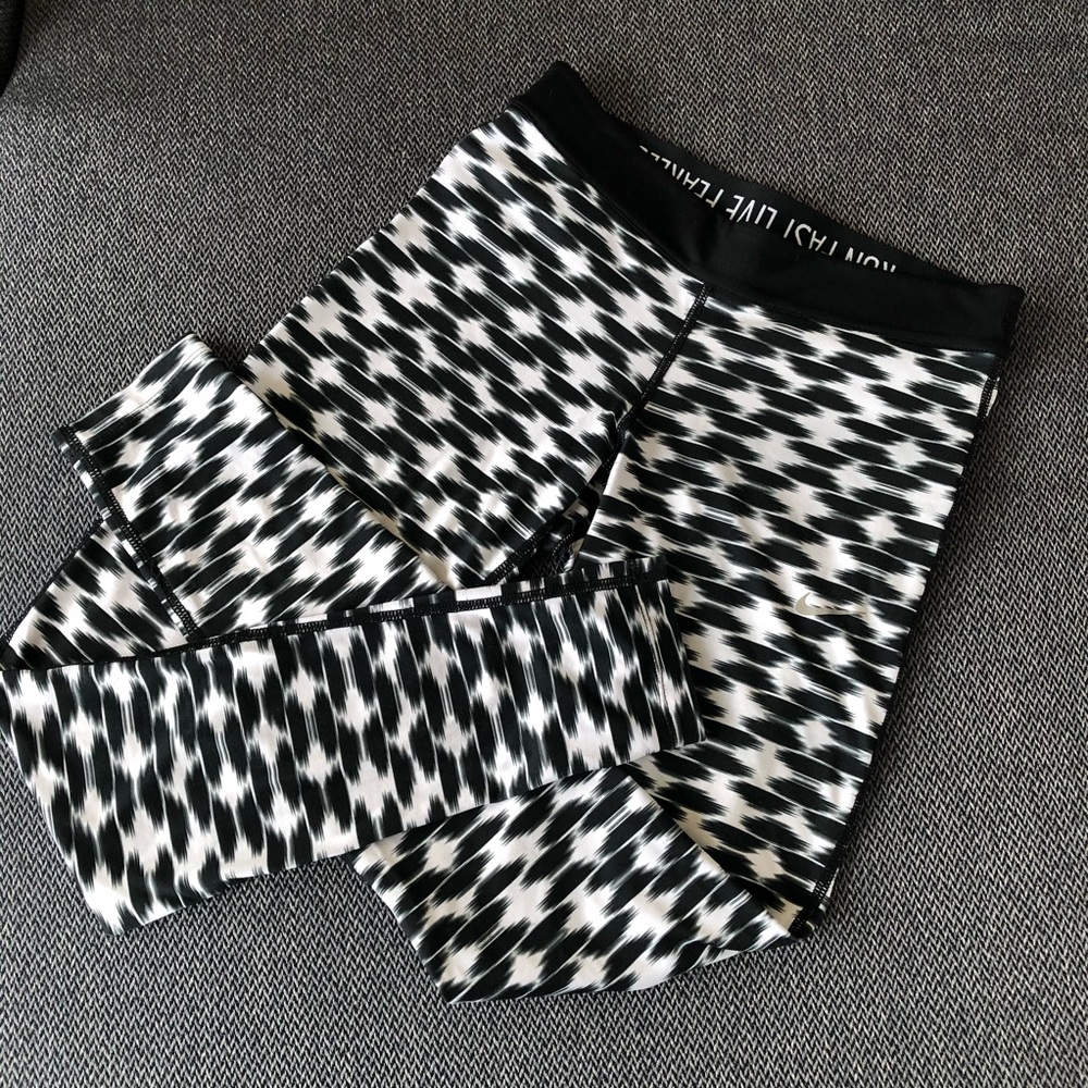 Nike Dri-Fit Print Leggings